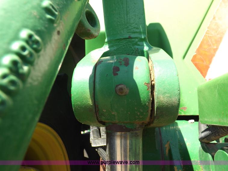 image for item I7587 1996 John Deere 8400 MFWD tractor