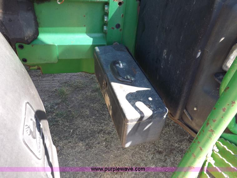 image for item I7587 1996 John Deere 8400 MFWD tractor