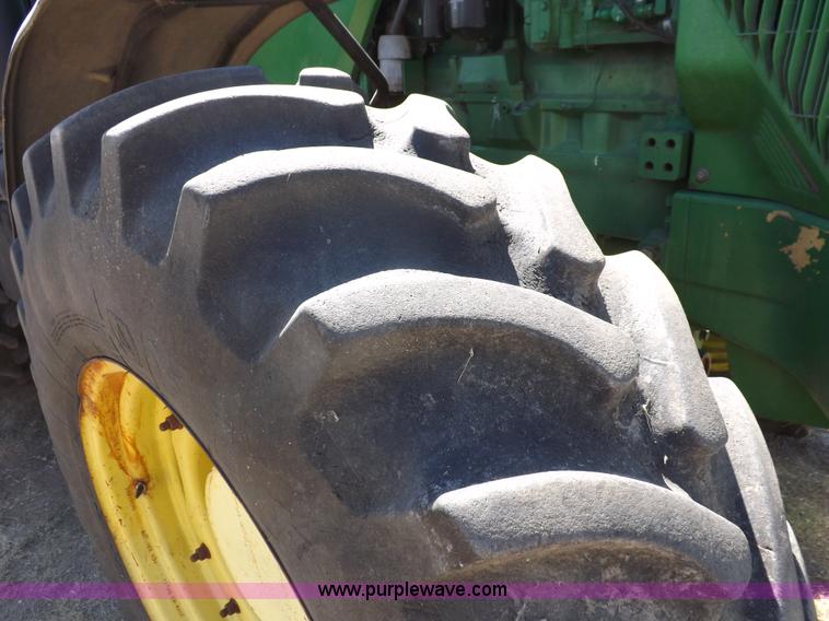 image for item I7587 1996 John Deere 8400 MFWD tractor