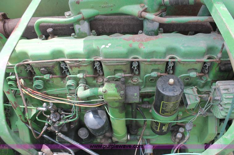 image for item I8118 John Deere six cylinder diesel engine