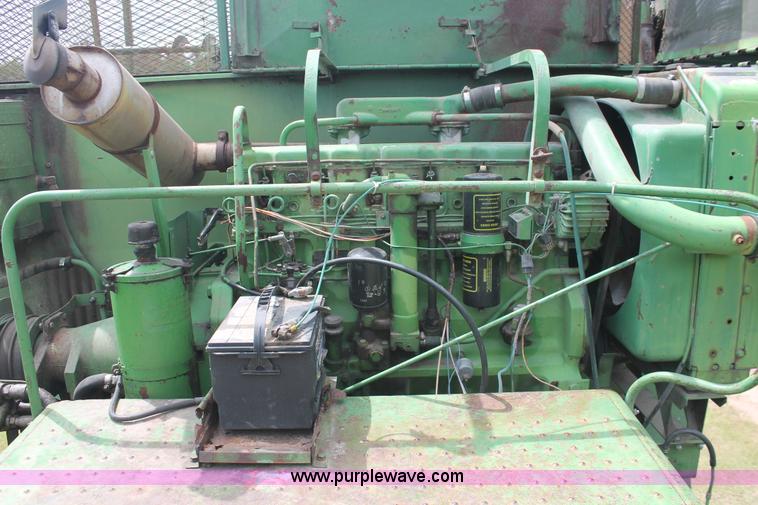 image for item I8118 John Deere six cylinder diesel engine