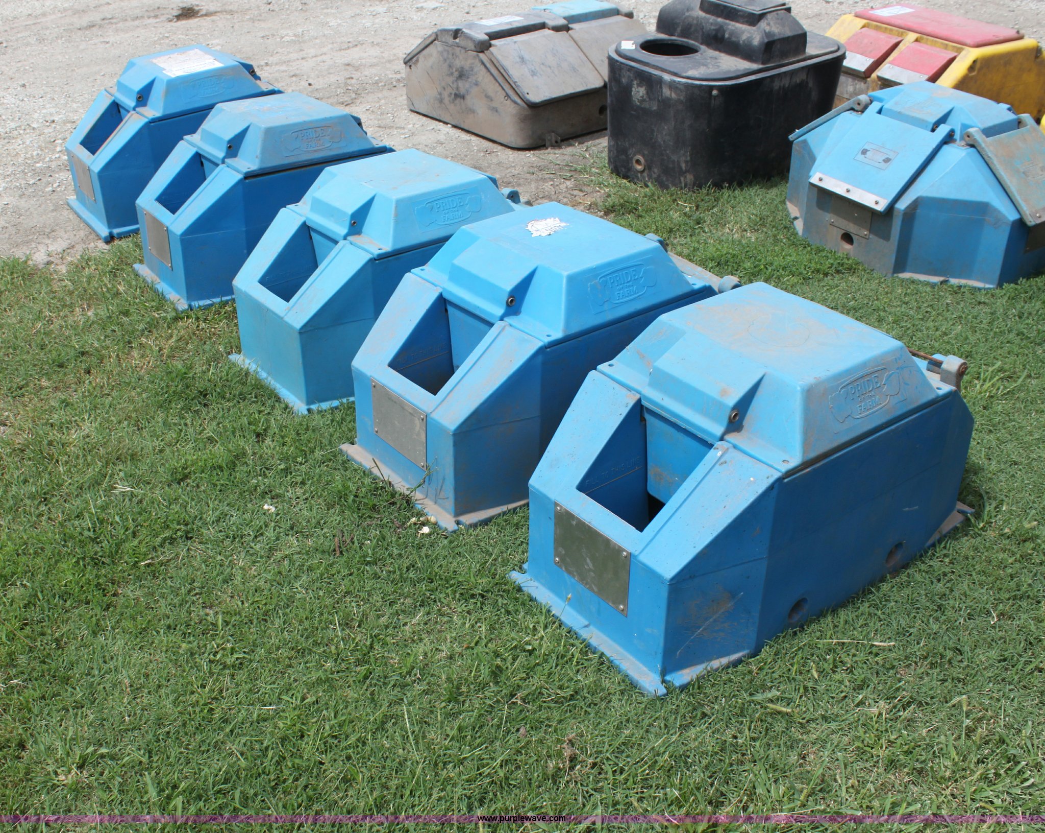 (5) Pride of the Farm livestock water tanks in Mayfield, KS Item