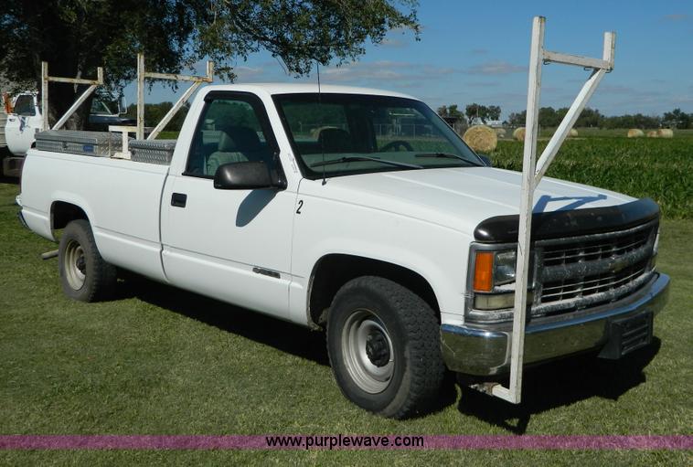 image for item AD9572 1998 Chevrolet 1500 pickup truck