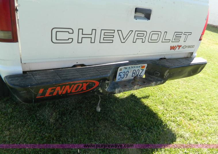 image for item AD9572 1998 Chevrolet 1500 pickup truck