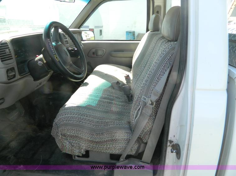 image for item AD9572 1998 Chevrolet 1500 pickup truck