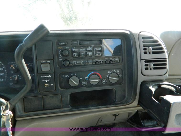 image for item AD9572 1998 Chevrolet 1500 pickup truck