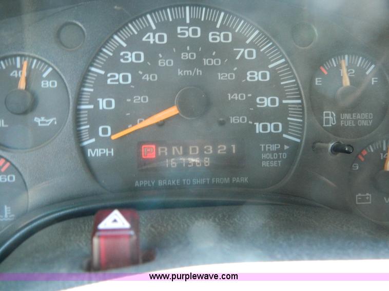 image for item AD9574 2000 Chevrolet Express 3500 van