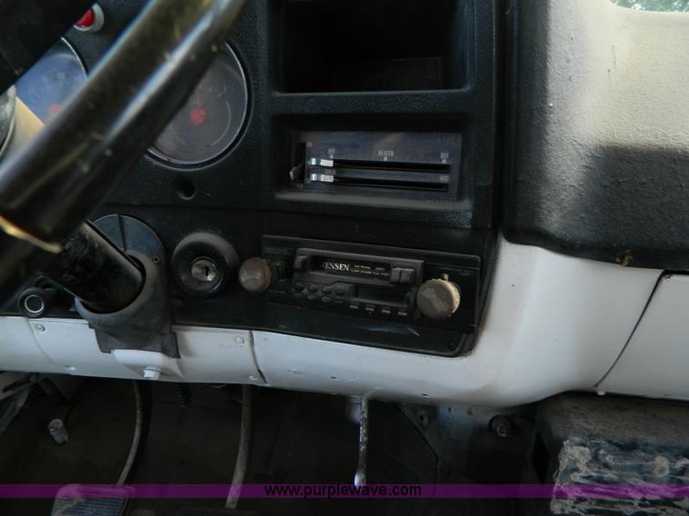 image for item AD9575 1973 Chevrolet C65 box truck