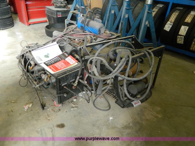 image for item AD9618 Smaragda Spray-All bed liner sprayer