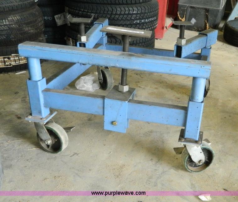 image for item AD9620 Front wheel drive suspension support dolly