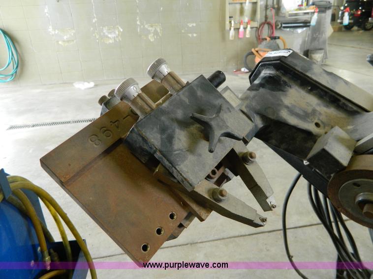 image for item AD9621 PFM 9 Pro Cut brake lathe