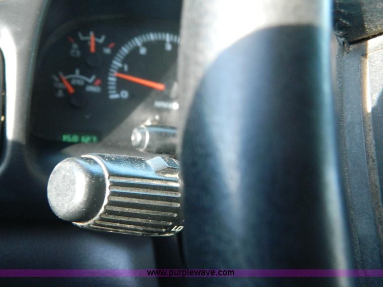 image for item AD9984 2001 Dodge Ram 1500 Quad Cab pickup truck