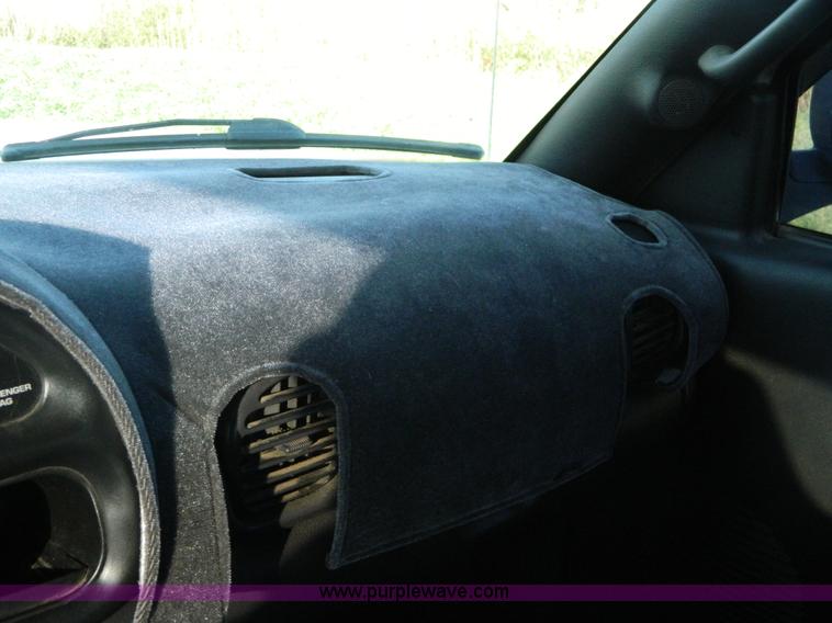 image for item AD9984 2001 Dodge Ram 1500 Quad Cab pickup truck