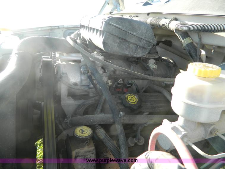 image for item AD9984 2001 Dodge Ram 1500 Quad Cab pickup truck