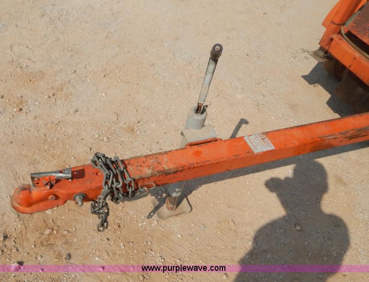 image for item B5823 Arrow sign board