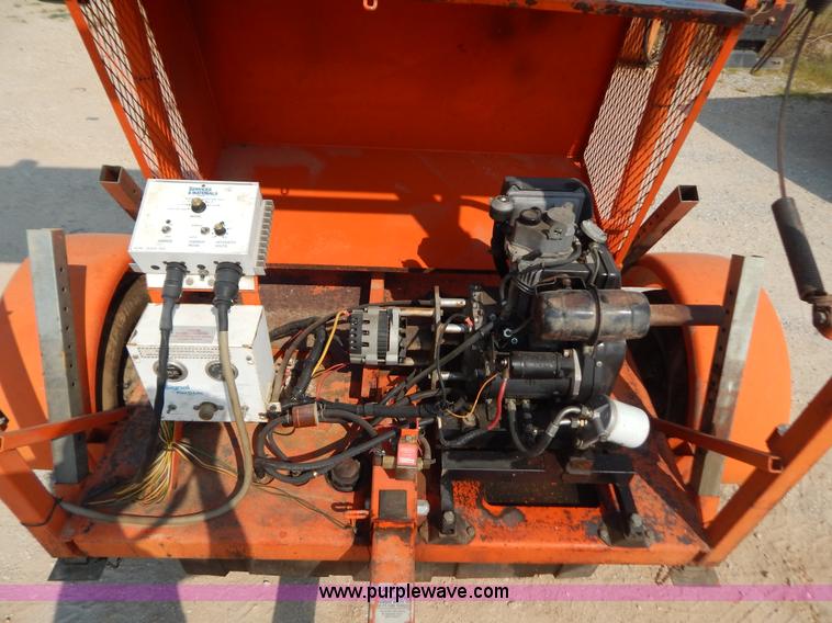 image for item B5823 Arrow sign board