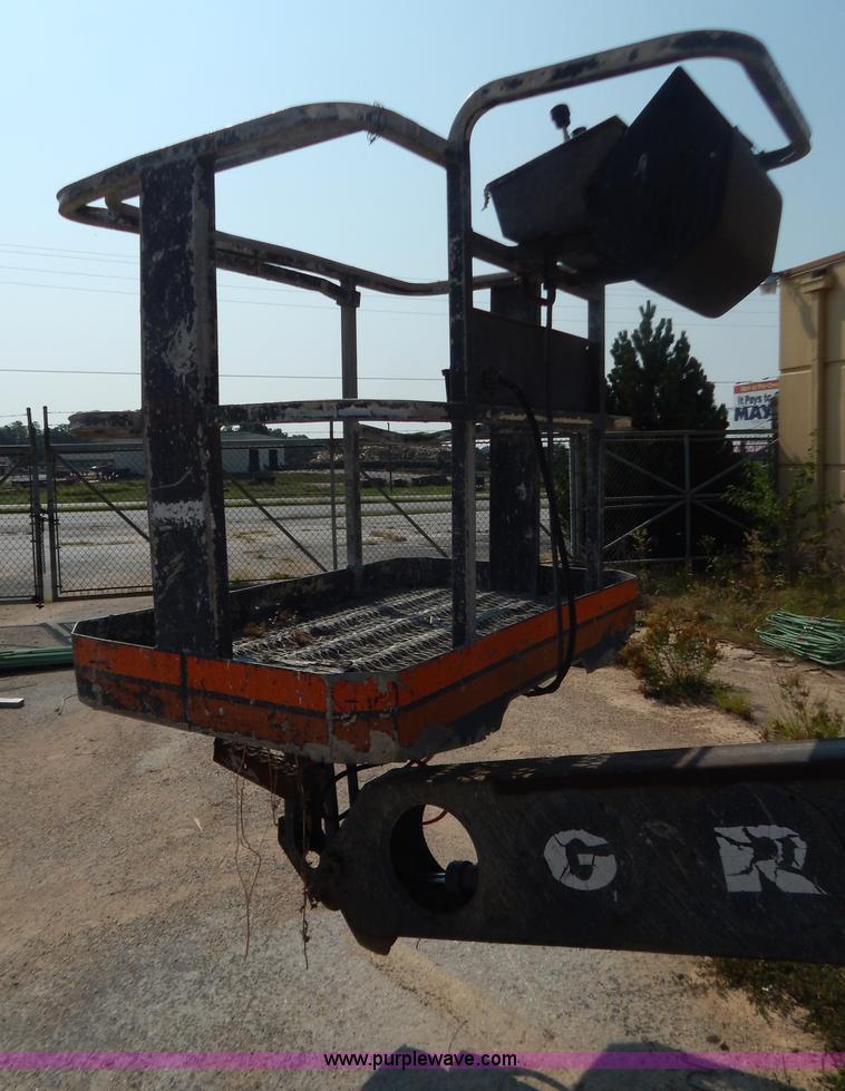 image for item B5824 Grove AMZ-66 boom lift