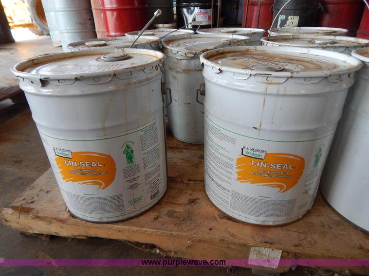 image for item B5827 (8) containers of W.R. Meadows Lin-Seal anti-spalling compound