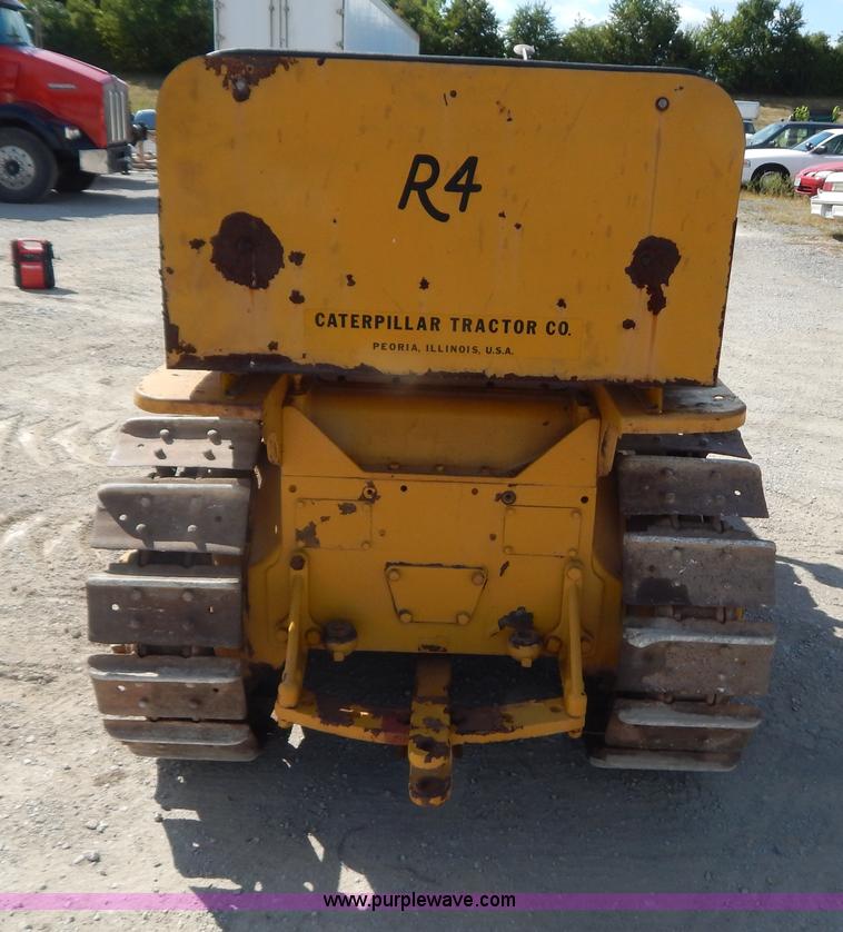 image for item B5837 1942 Caterpillar R4 dozer