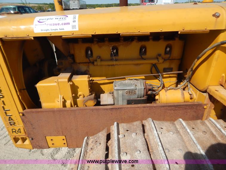 image for item B5837 1942 Caterpillar R4 dozer