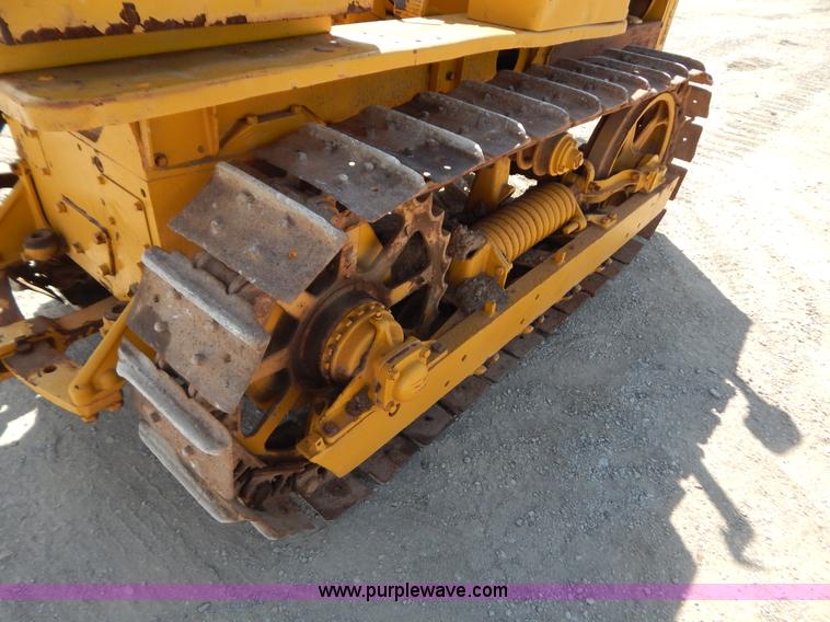 image for item B5837 1942 Caterpillar R4 dozer