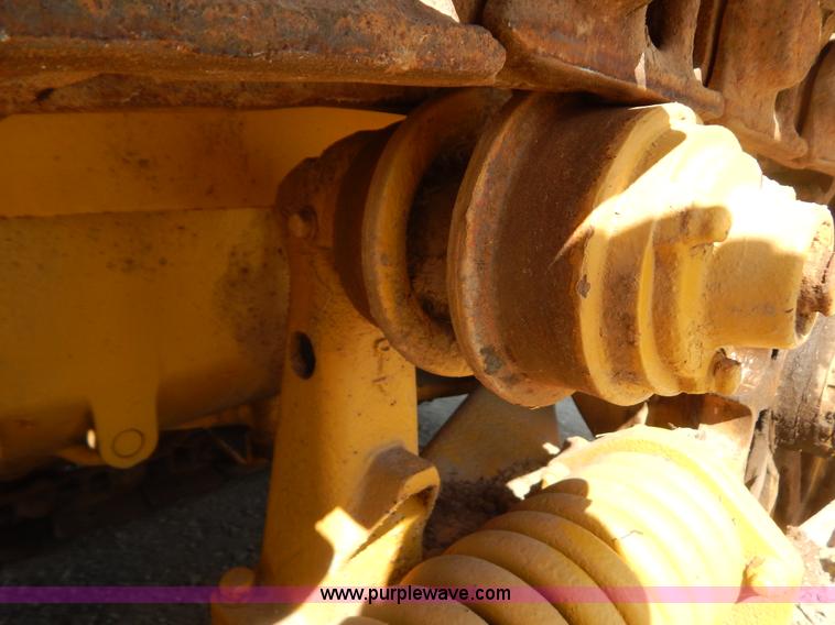 image for item B5837 1942 Caterpillar R4 dozer