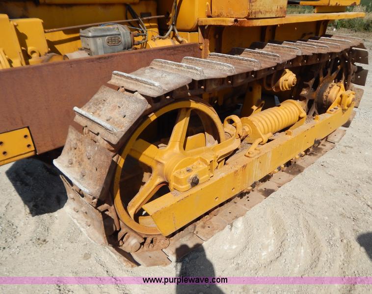 image for item B5837 1942 Caterpillar R4 dozer