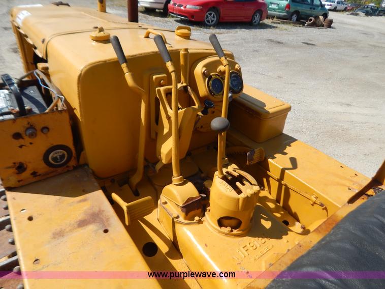 image for item B5837 1942 Caterpillar R4 dozer
