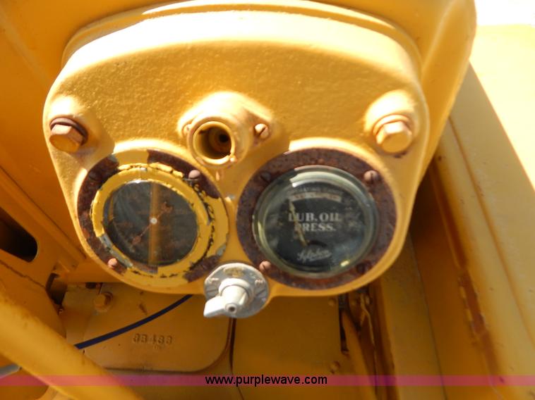 image for item B5837 1942 Caterpillar R4 dozer