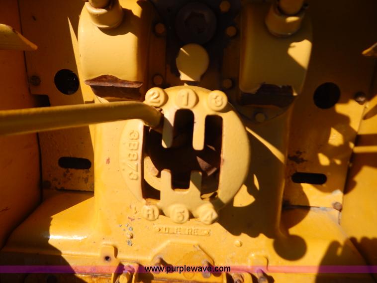 image for item B5837 1942 Caterpillar R4 dozer