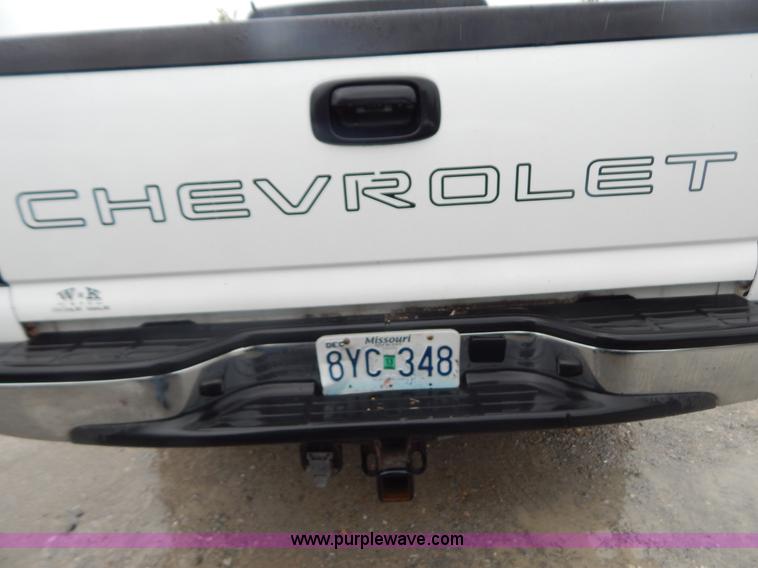 image for item B5840 2007 Chevrolet Silverado 1500 Ext.Cab pickup truck