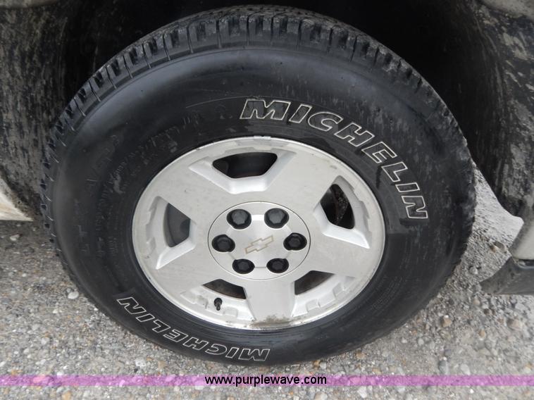 image for item B5840 2007 Chevrolet Silverado 1500 Ext.Cab pickup truck