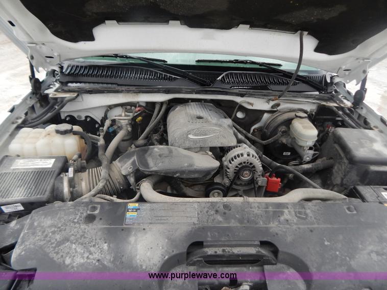 image for item B5840 2007 Chevrolet Silverado 1500 Ext.Cab pickup truck