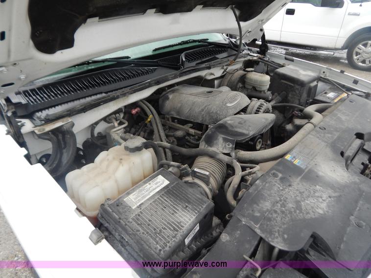 image for item B5840 2007 Chevrolet Silverado 1500 Ext.Cab pickup truck