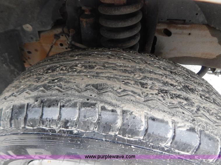 image for item B5841 2007 Ford F250 pickup truck