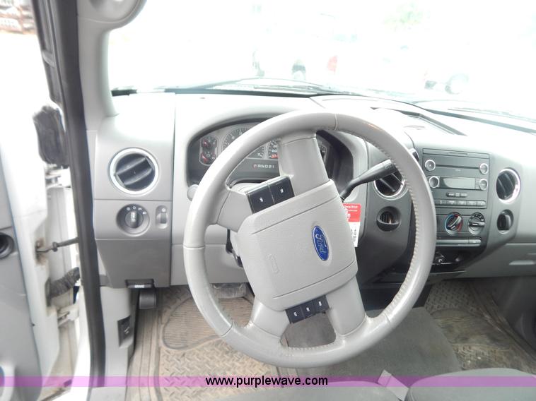 image for item B5843 2008 Ford F150 SuperCab pickup truck