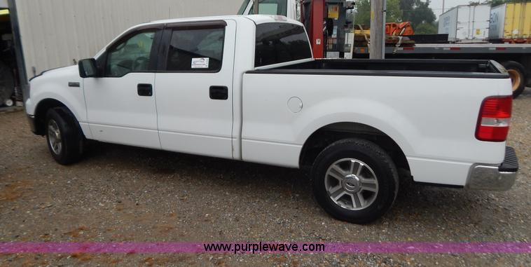 image for item B5846 2007 Ford F150 XLT SuperCrew pickup truck