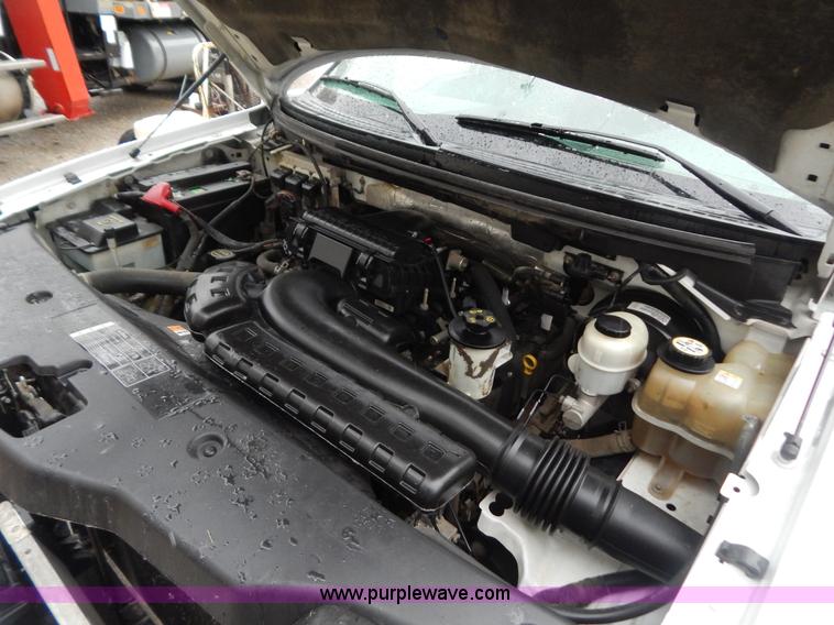 image for item B5846 2007 Ford F150 XLT SuperCrew pickup truck