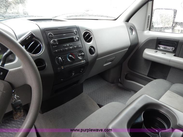 image for item B5846 2007 Ford F150 XLT SuperCrew pickup truck