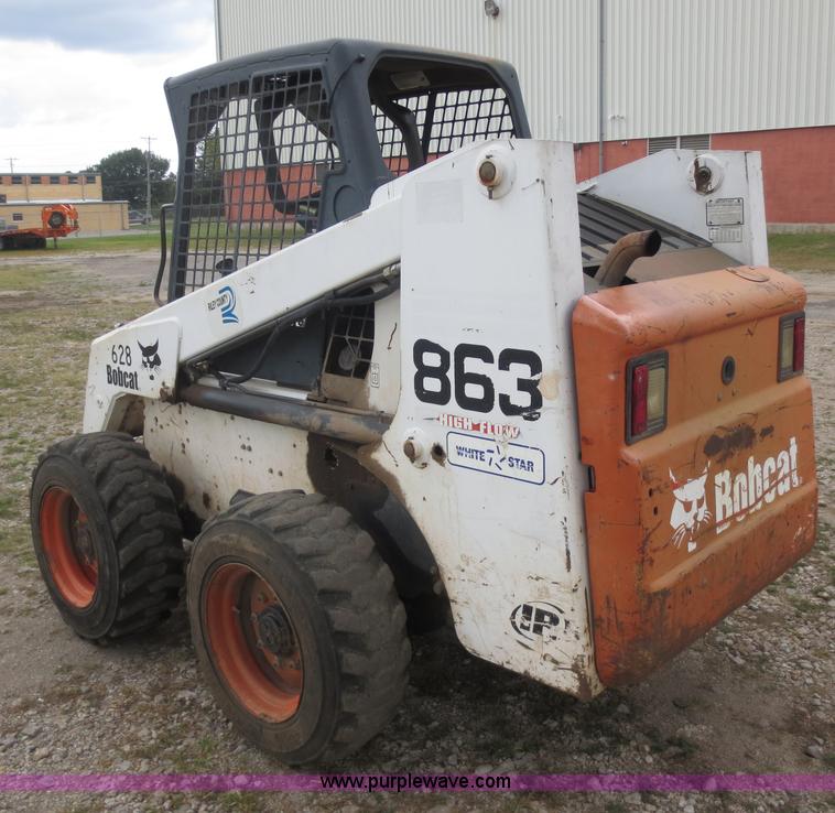 image for item D5917 2002 Bobcat 863 skid steer