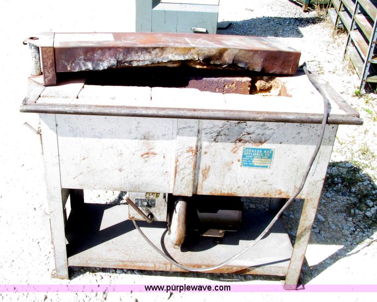 image for item E4511 Johnson Gas Appliance Co. 1331-A forge