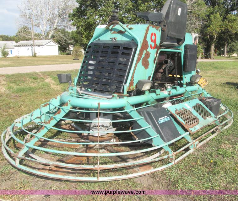 image for item F7129 2004 Whiteman STX-55J-6 non-overlapping 10' trowel