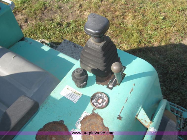 image for item F7129 2004 Whiteman STX-55J-6 non-overlapping 10' trowel