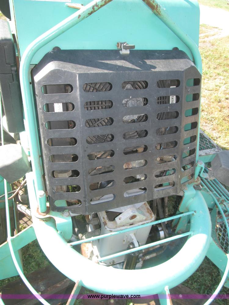 image for item F7129 2004 Whiteman STX-55J-6 non-overlapping 10' trowel