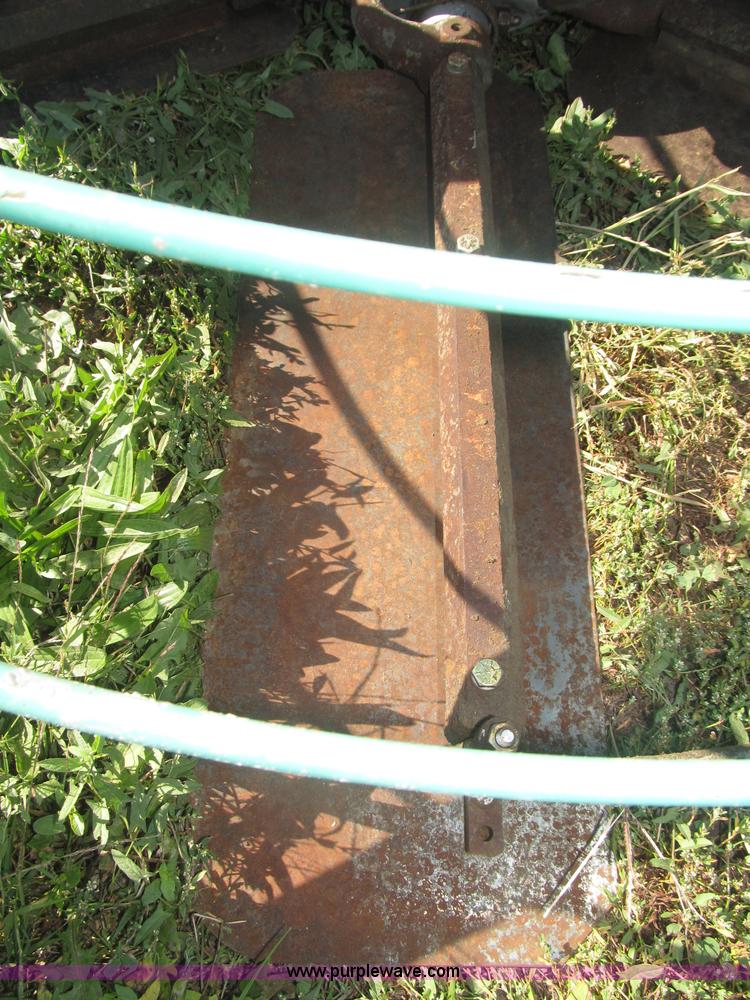 image for item F7129 2004 Whiteman STX-55J-6 non-overlapping 10' trowel