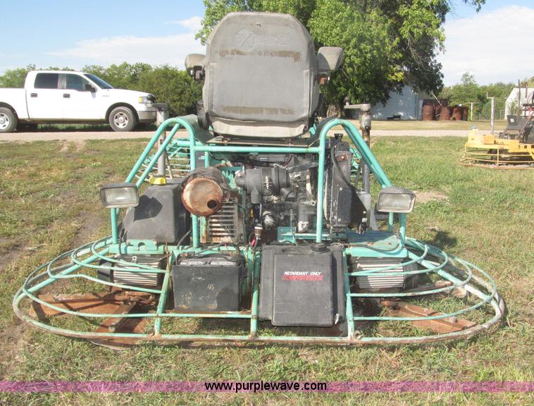 image for item F7130 Whiteman HTN-31V-TCSL 8' non-overlapping RO trowel