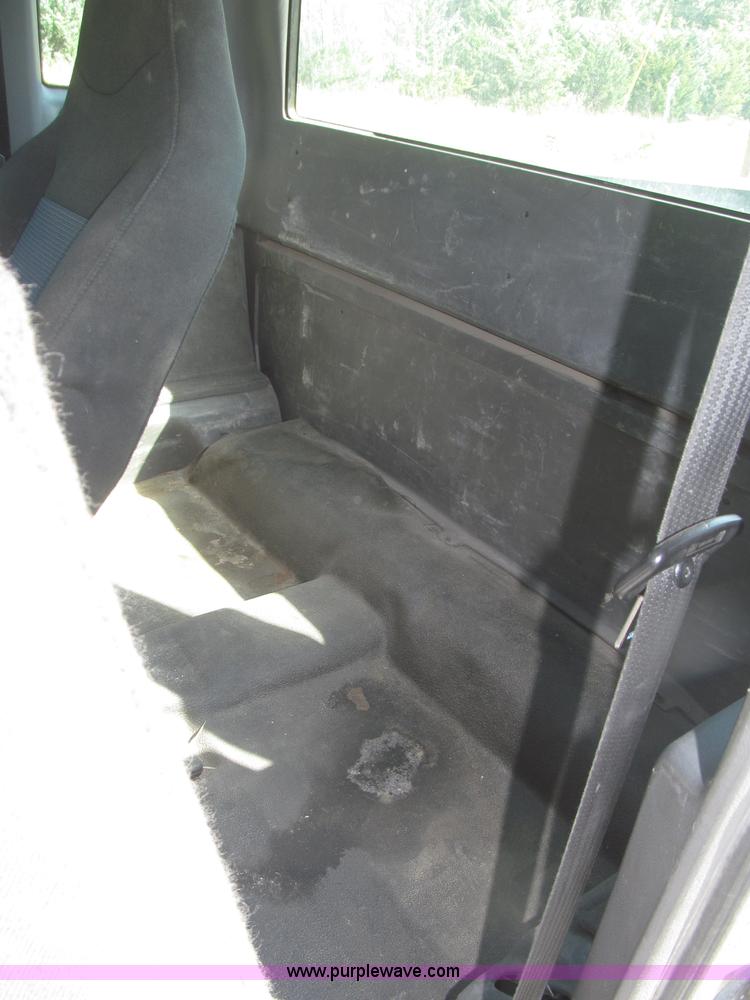 image for item F7131 2003 Ford Ranger XL Ext. Cab pickup truck