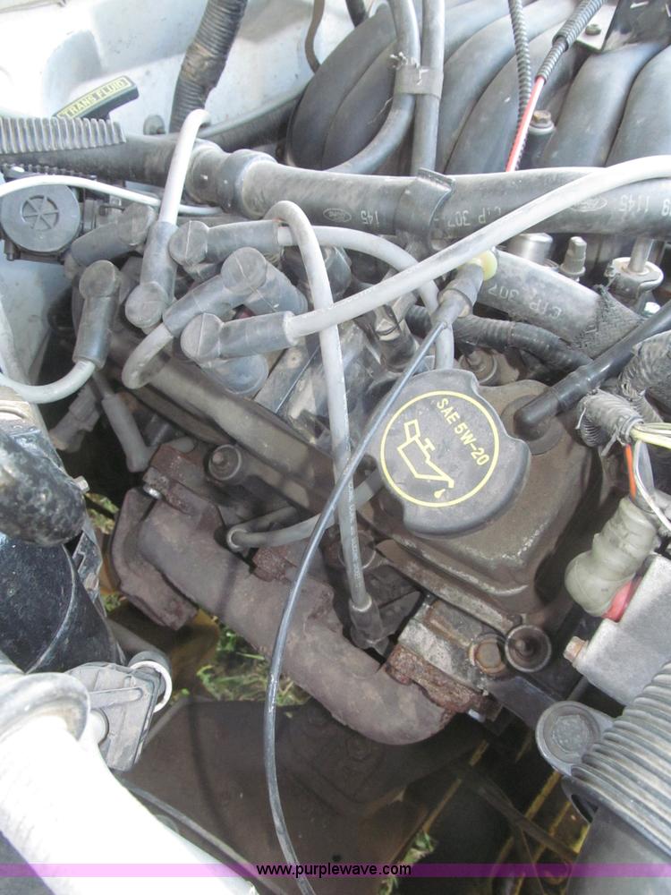 image for item F7131 2003 Ford Ranger XL Ext. Cab pickup truck