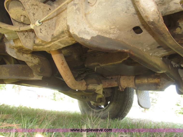 image for item F7131 2003 Ford Ranger XL Ext. Cab pickup truck