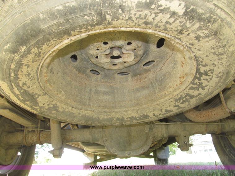 image for item F7131 2003 Ford Ranger XL Ext. Cab pickup truck